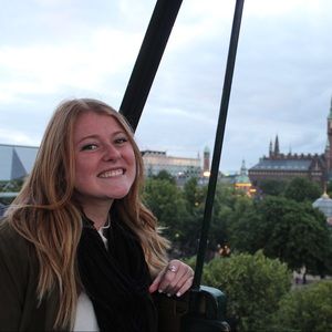 Meet your Posher, Emily